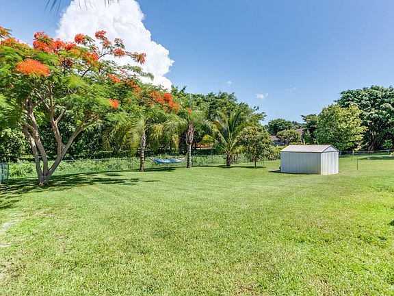 5th image of 2739 Park Dr