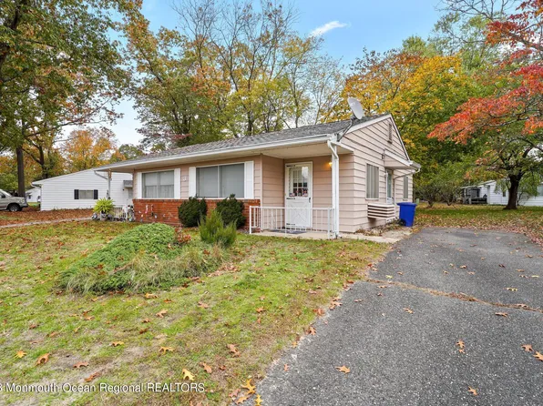 3 Arizona Avenue, Whiting, NJ 08759