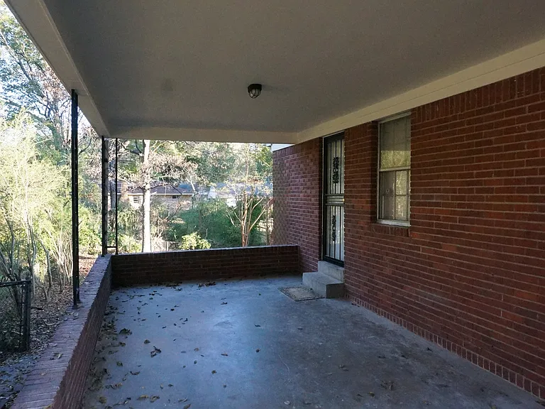 4696 Quintell Ave — Photo 5