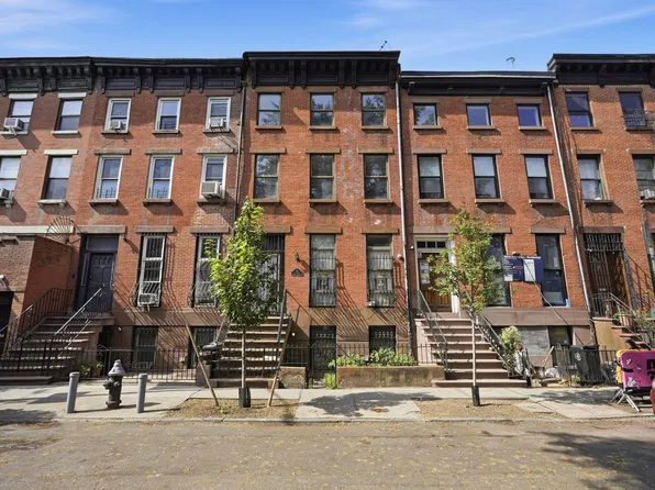 78 Hoyt Street image 1 of 48