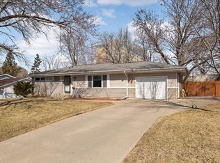 3908 W 82nd St, Bloomington, MN 55437