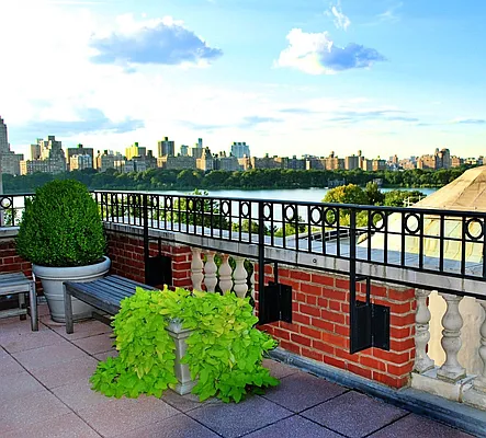 Sold by Kleier Residential | media 18