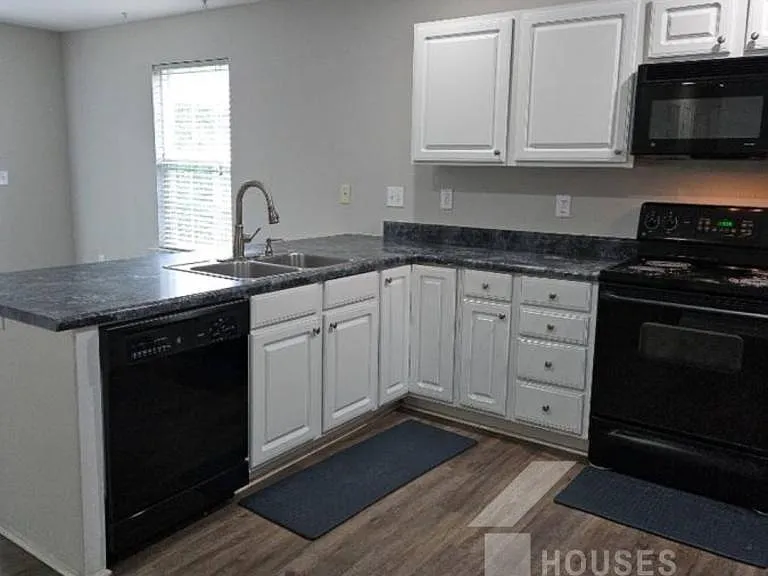 20 Laurelhurst Ct — Photo 5