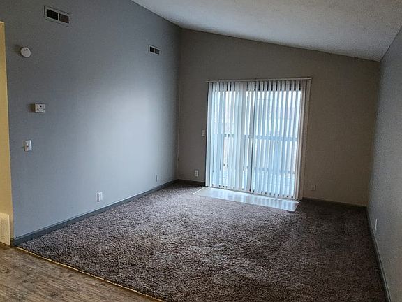 5th image of 3712 N 108th Plz #12