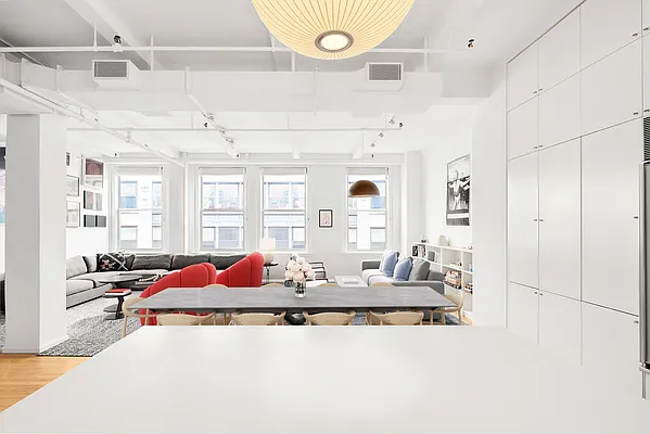 Sold by Coleman Real Estate Group | media 3