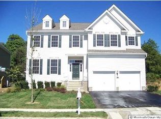 38 Mulberry Dr, Manalapan, NJ 07726