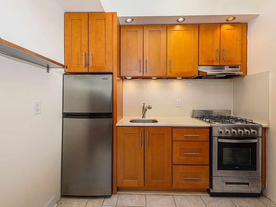 1st image of 161 Columbia Hts APT 2