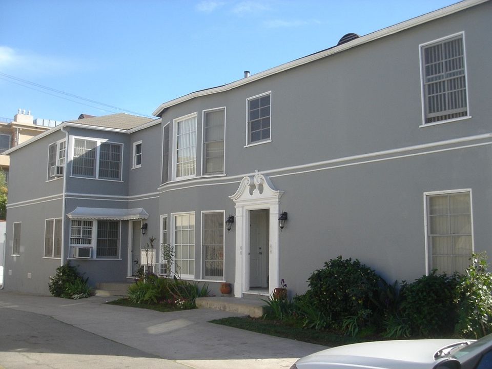 1st image of 1420 S Beverly Dr