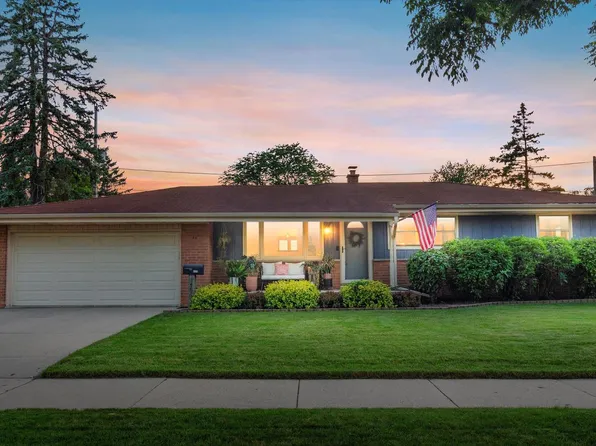 4177 South Taylor AVENUE, Milwaukee, WI 53207