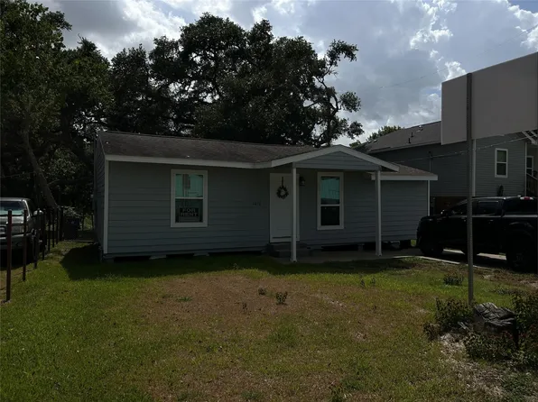 1420 Papendorf Ln, West Columbia, TX 77486