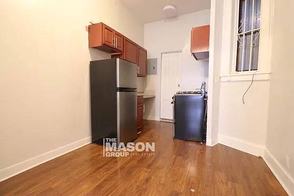 Rented by Mason Group LLC | media 4
