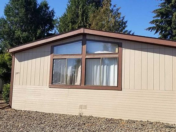2nd image of 300 SE Lacreole Dr Unit 285