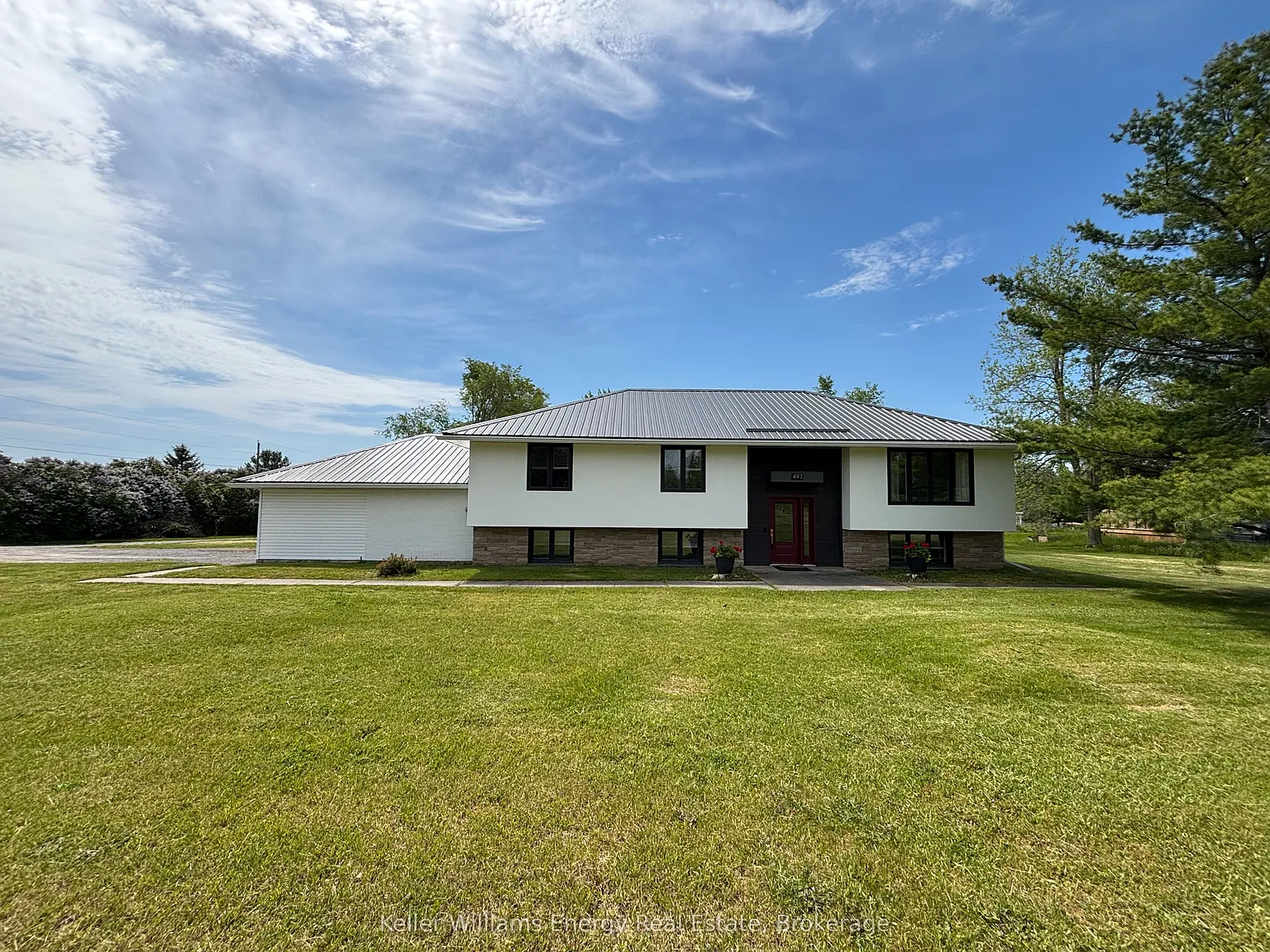 4 bed, $3,500 — Photo 2