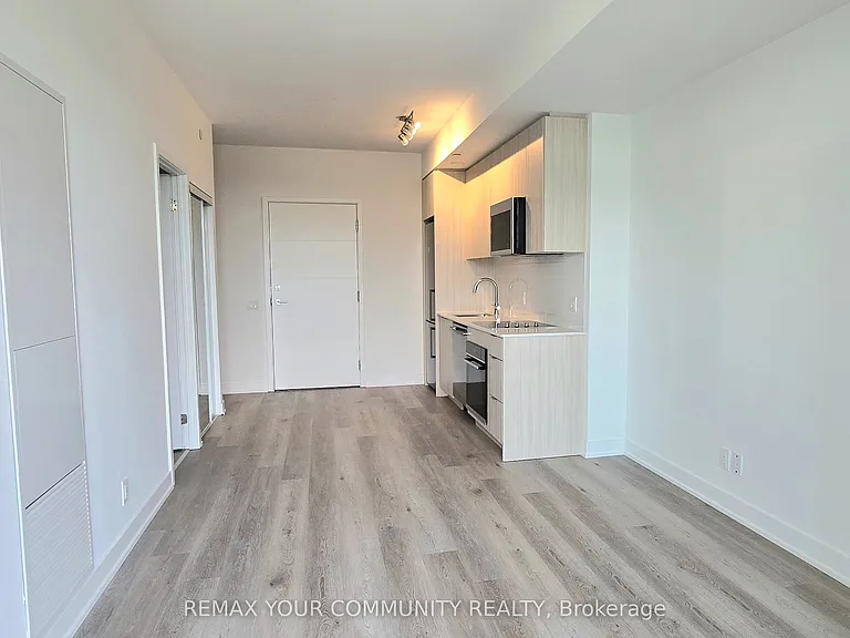 20 Deans Dr #511 — Photo 6