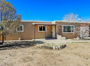 1113 June St NE, Albuquerque, NM 87112