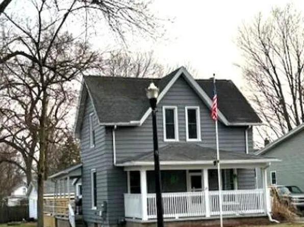 207 W Bellevue St, Leslie, MI 49251