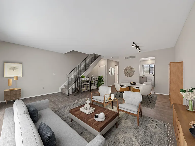 Wexford Townhomes Of Novi — Photo 6