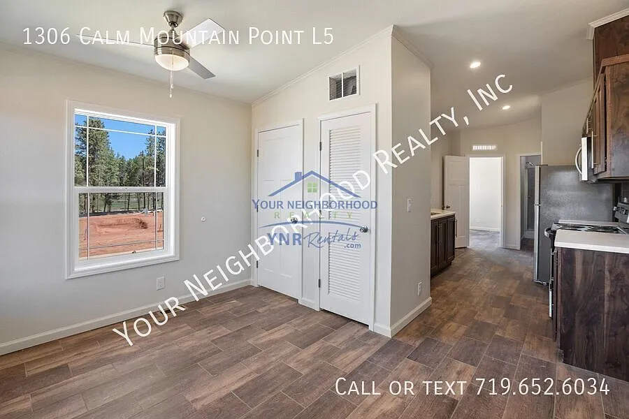1 Bed 1 Bath Duplex w/ Garage — Photo 2