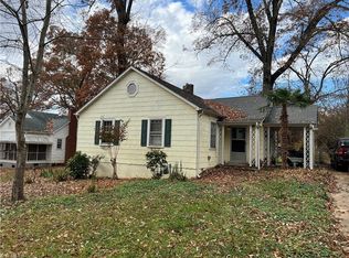 3028 Walnut Ave, Winston Salem, NC 27106