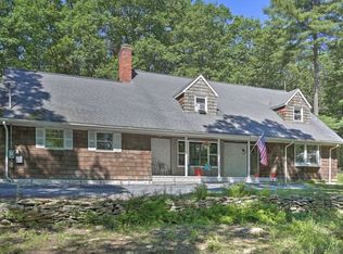 19 Ruffed Grouse Dr, Lakeville, PA 18438