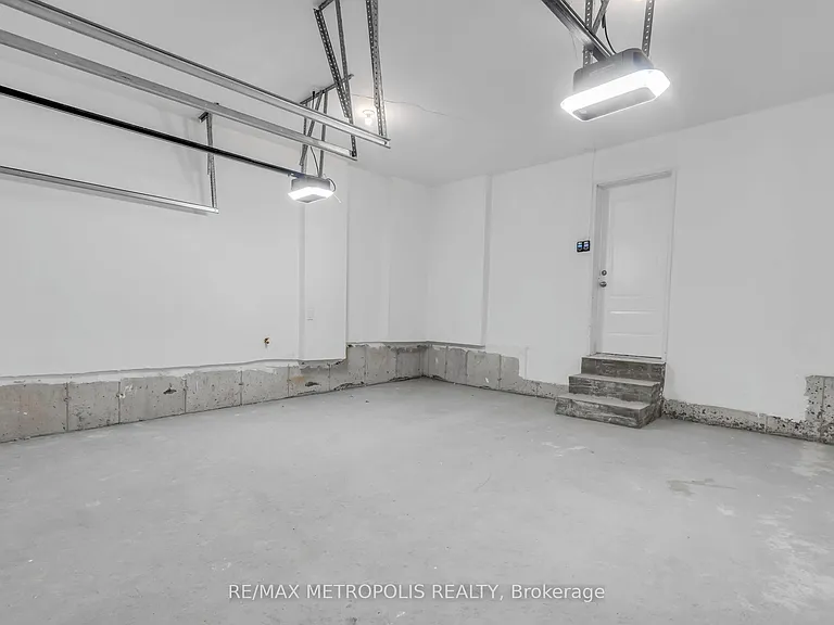 58 Belmont Dr — Photo 49
