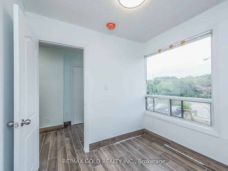 7064 Airport Rd #7064 — Photo 14