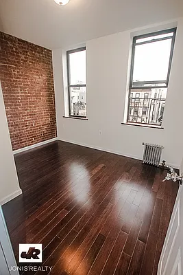 Rented by Jonis Realty | media 2