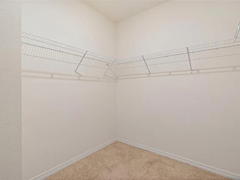 1316 Sugarwood St — Photo 21