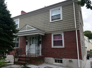 123 Dent St, West Roxbury, MA 02132