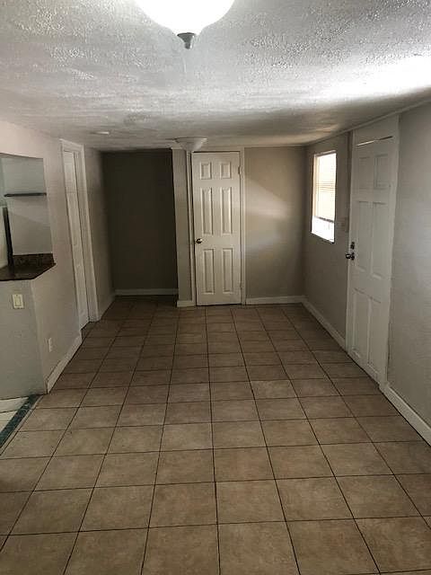 1st image of 1515 13th St S