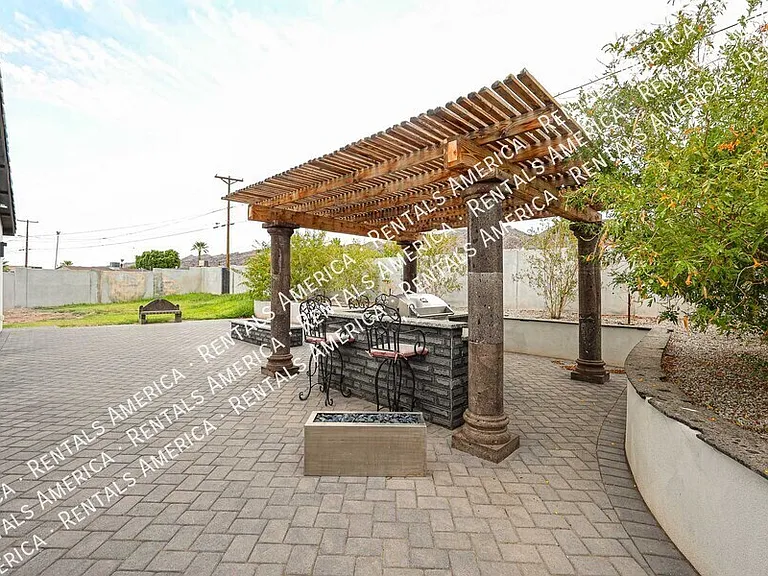 347 E La Mirada Dr — Photo 41