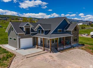 1595 S Bear Lake Blvd, Garden City, UT 84028