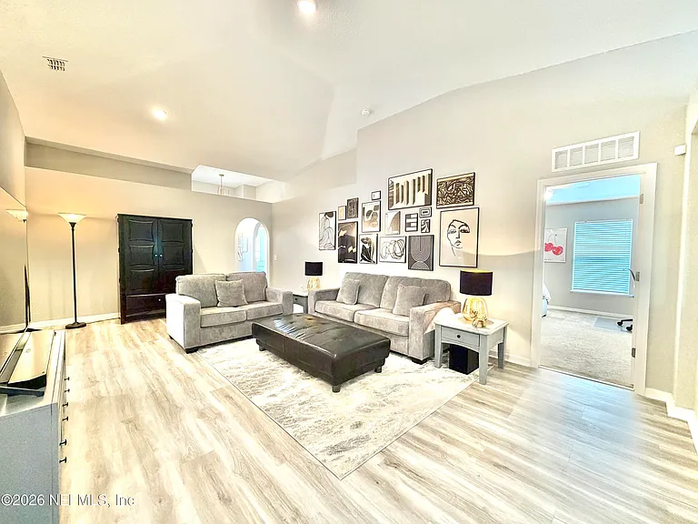 11110 Peerless Ln — Photo 12