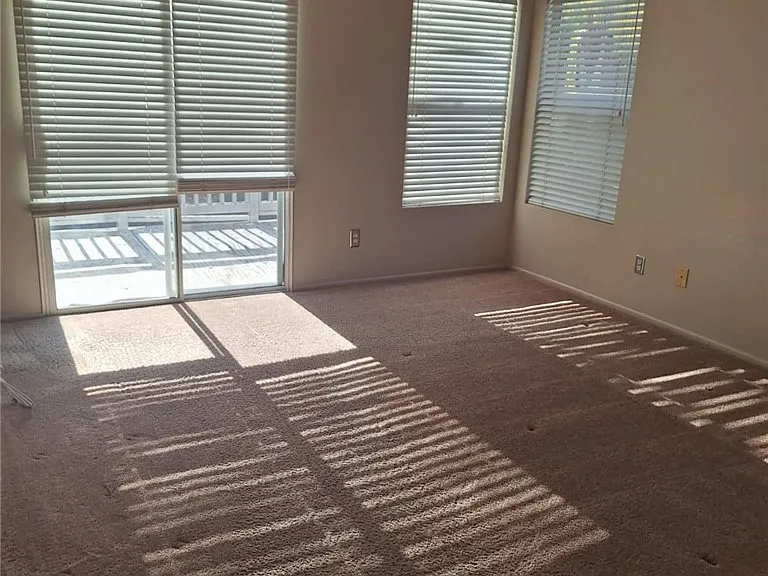30427 Yosemite Dr — Photo 45