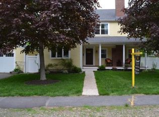 10 Indiana Ave, Reading, MA 01867