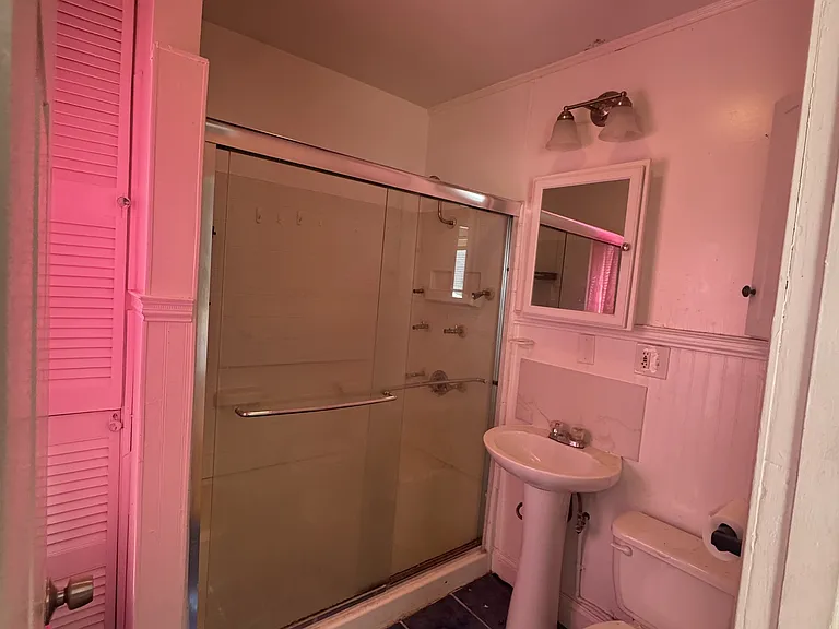 646 Birch St #1 — Photo 5