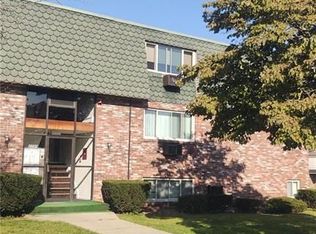 2194 Warwick Ave #3L, Warwick, RI 02889