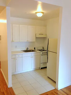 Rented by Town Residential | media 61