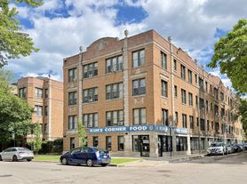 1371 W Estes Ave