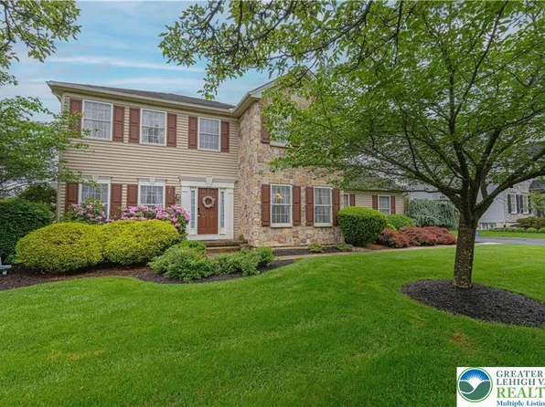 1471 Toursdale Dr, Easton, PA 18045