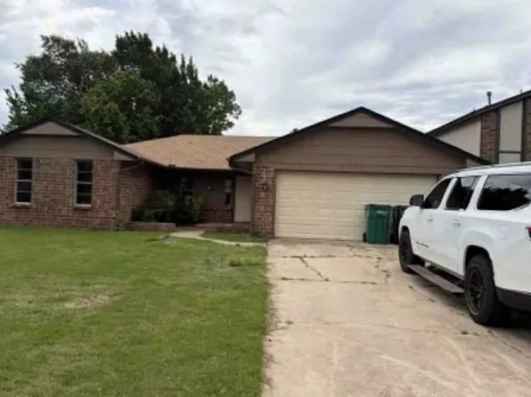 10516 Blue Spruce Rd, Oklahoma City, OK 73162