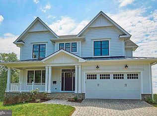 1445 Pathfinder Ln, Mc Lean, VA 22101