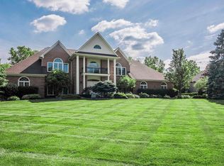 1651 Abbotsford Green Dr, Powell, OH