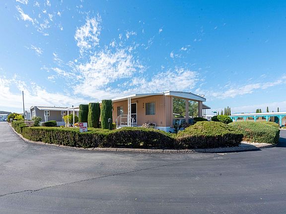 2nd image of 254 Farland Dr