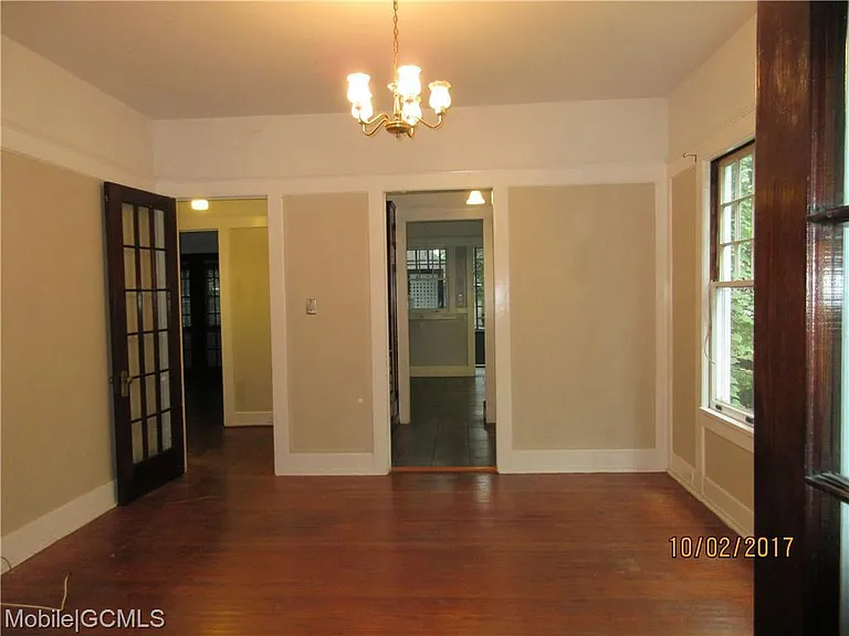 1576 Dauphin St — Photo 3