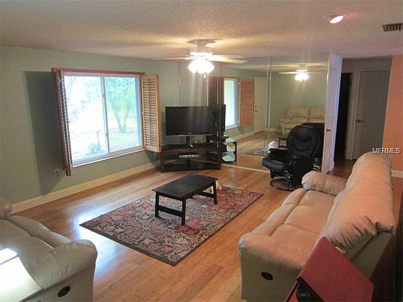 5th image of 200 Forest Grove Blvd