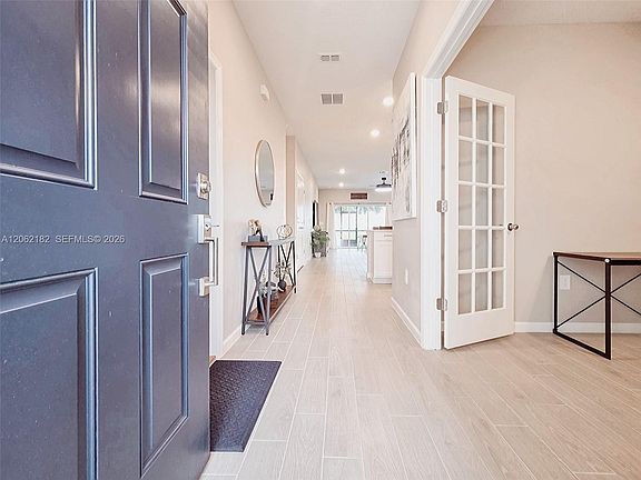 4th image of 3294 NE 38th Ln