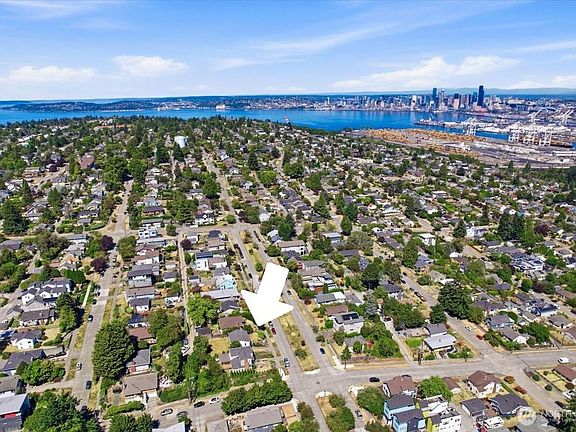 2nd image of 4153 39th Avenue SW