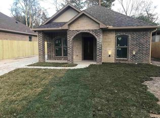 210 Willowbrook Ave, Tyler, TX 75702