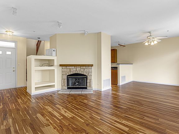 4th image of 73 Woodview Dr
